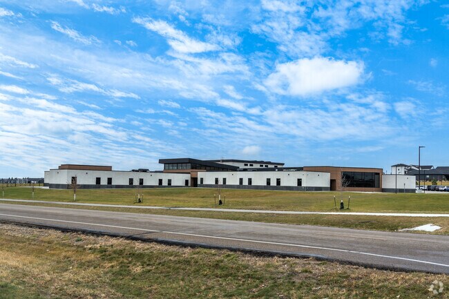 Elk Ridge Elementary School has plenty of outdoor space for students to enjoy.