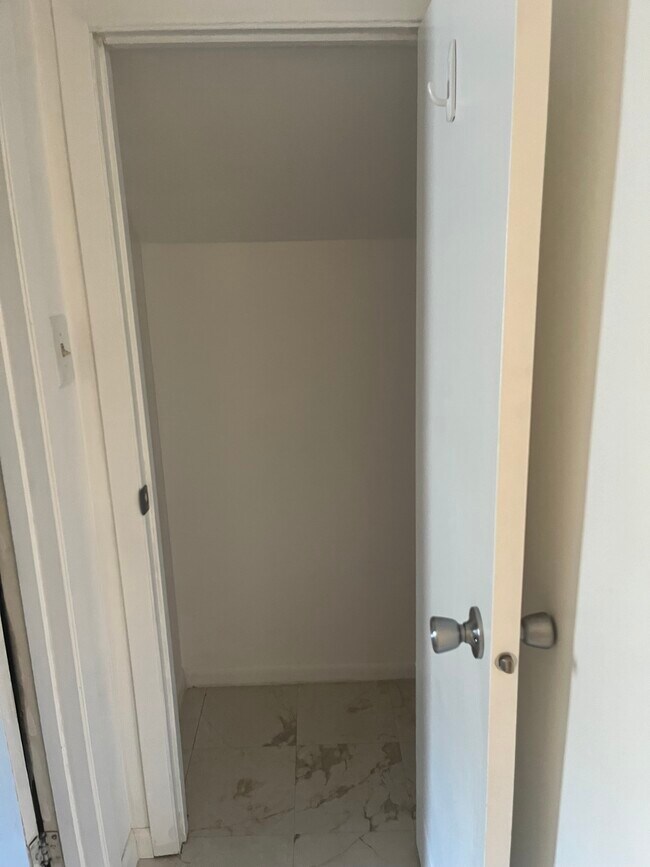 311 N 3rd Ave unit Two bedroom availabl, Wausau, WI 54401 - photo 7