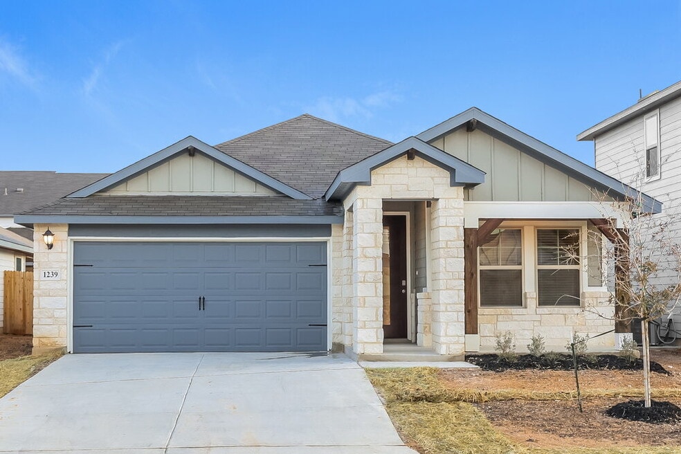 1239 William Crest, New Braunfels, TX 78130 - photo 1