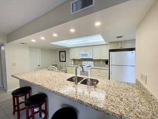 2455 Lindell Blvd, Delray Beach, FL 33444