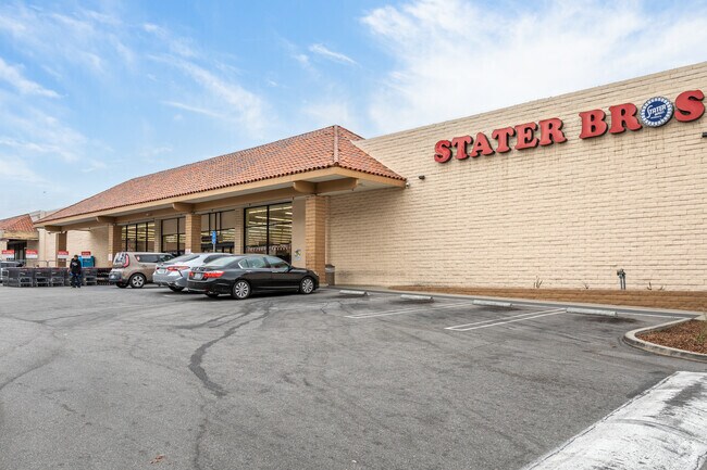 The main entrance of Stater Bros Market welcomes visitors to Crossroads.