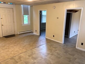 2 School St Unit 3, Orono, ME 04473