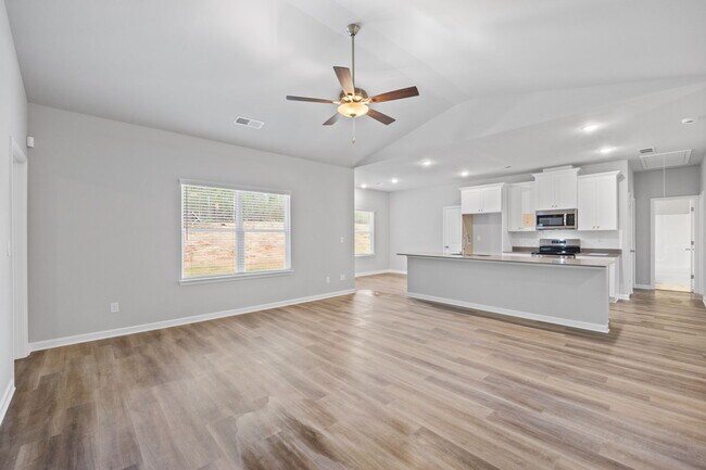 255 Andrews Mill Rd unit 36503149, Greenville, GA 30222 - photo 4