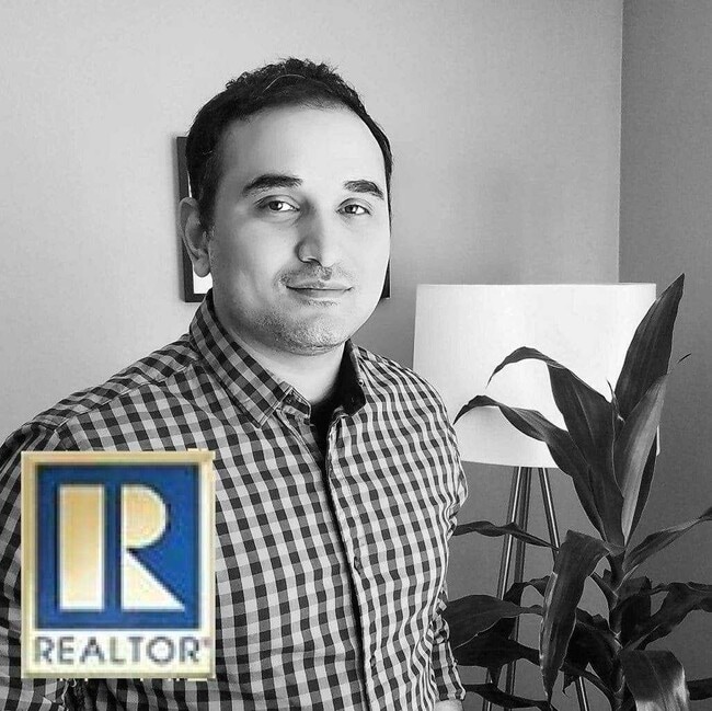 Agent Photo