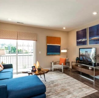 718 Stiller Ln, Monroe Township, NJ 08831