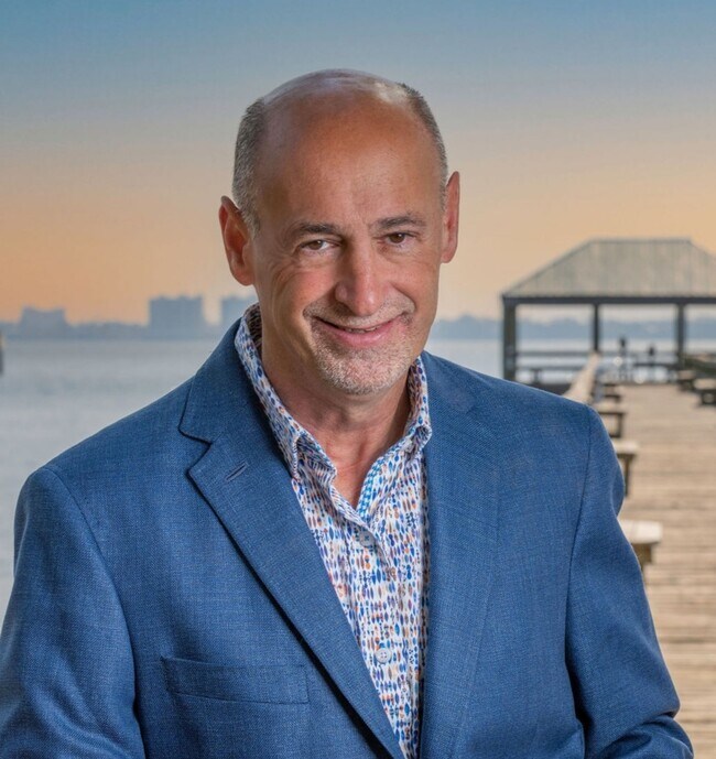 Bruce Kwitny