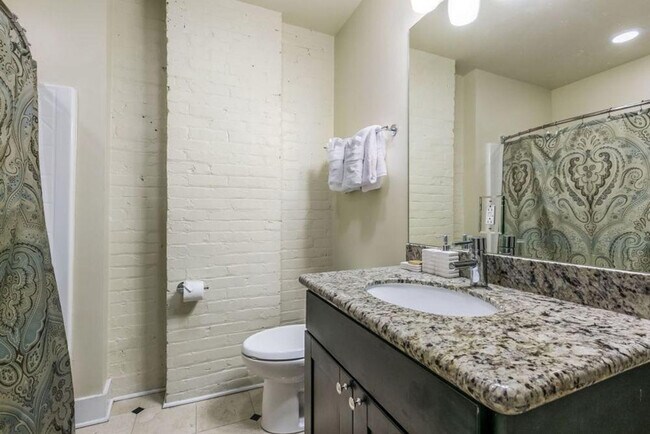 201 Magazine St unit ID1251938P, New Orleans, LA 70130 - photo 4