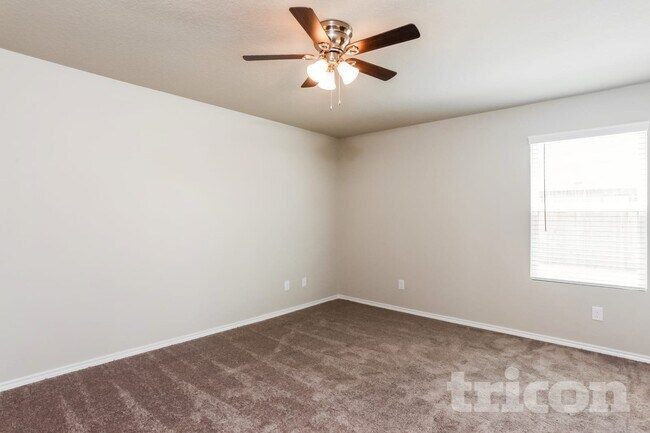 8434 Amistad Cove, Converse, TX 78109 - photo 4