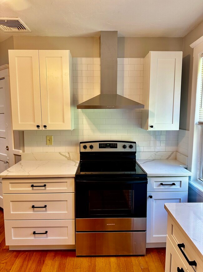 42 Raddin Grove Ave unit 3, Lynn, MA 01905 - photo 4