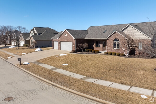New traditional single-family homes with two- to three-car garages are abundant in Roscoe.
