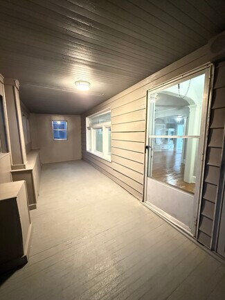 3616 E 106th St Unit Down #1, Cleveland, OH 44105