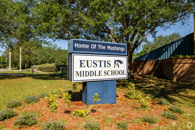 Eustis Middle School is a public school located in Eustis.