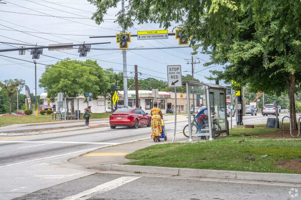 Neighborhoods_ FairburnHeights_ 562990_053025_SH_V1