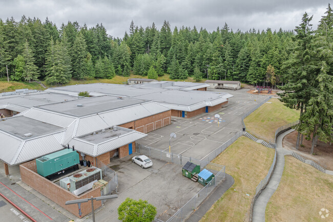 Clear Creek Elementary School is made up of teachers, paraeducators, specialists and support.