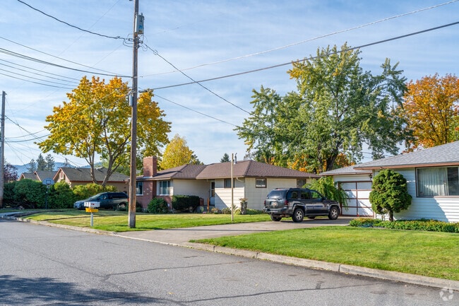 The Opportunity neighborhood offers quick access to the local airport and interstate.