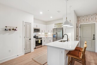 2700 Diplomat Pkwy E, Cape Coral, FL 33909