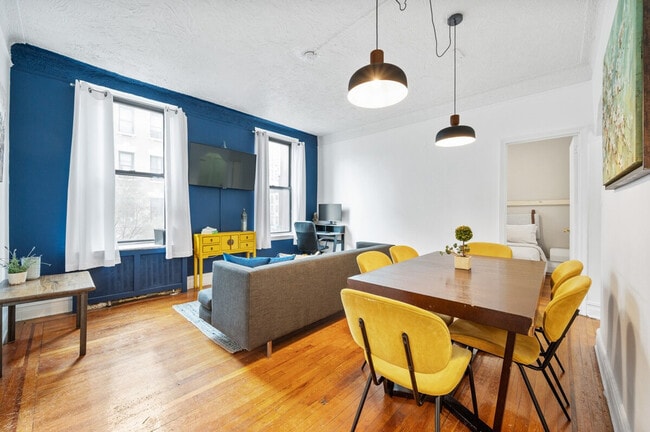 400 W 47th St unit ID1323962P, New York, NY 10036 - photo 2