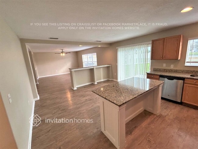 7491 Hunters Greene Cir, Lakeland, FL 33810 - photo 7