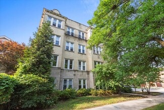 1145 W Morse Ave Unit 204, Chicago, IL 60626