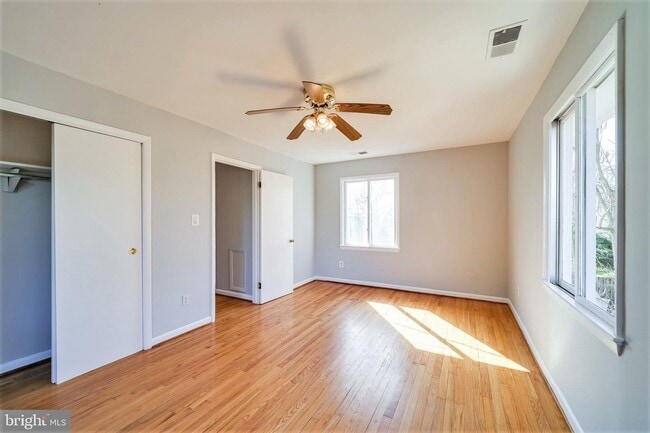 1912 S Glebe Rd, Arlington, VA 22204 - photo 3