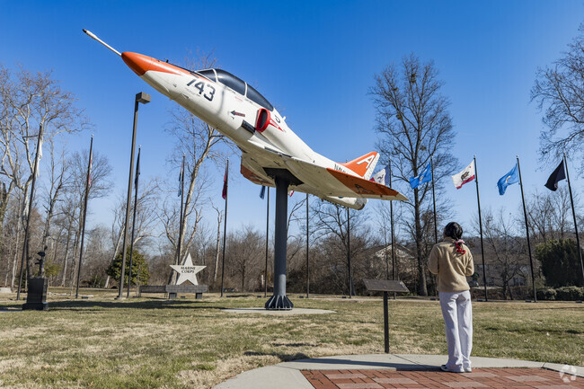 History buffs will appreciate Ooltewah Center's Veteran's Memorial Park dedicated to fallen heroes.