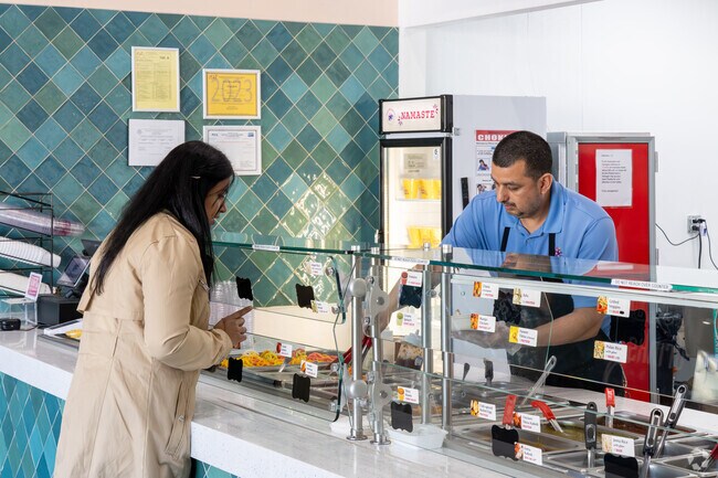 Sankranti Indian Kitchen offers modern Indian cuisine in Druid Hills, attracting locals for flavorful meals.