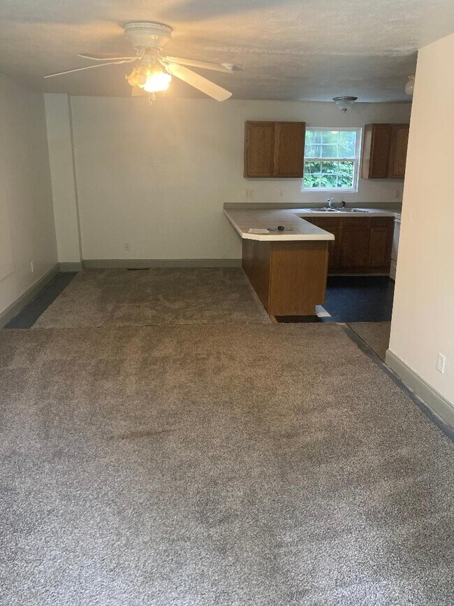 750 College Ave, Morgantown, WV 26505