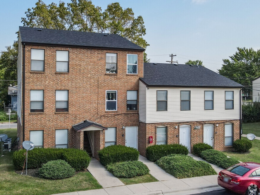 All the things are found at Silver Springs, Springfield, MO 65802 - photo 1