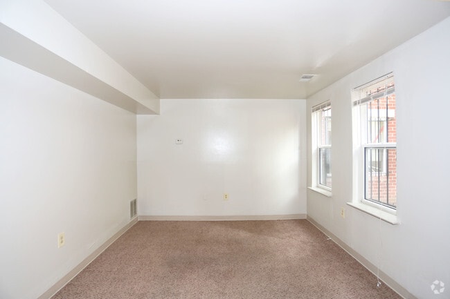 Queen Esther Apartments, Baltimore, MD 21213 - photo 4