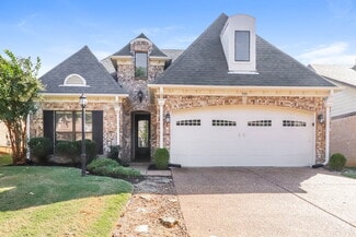 300 Garden Springs Dr, Oakland, TN 38060