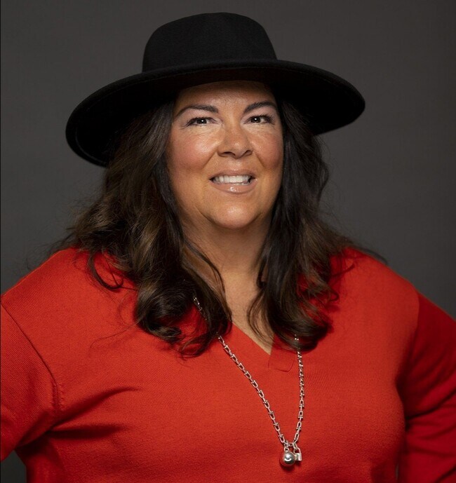 Donna Ellison