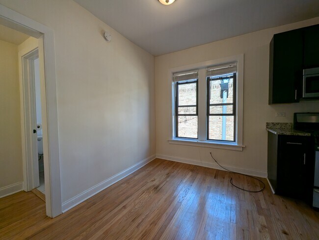 4036 N Ashland Ave unit 40-3W, Chicago, IL 60613 - photo 6