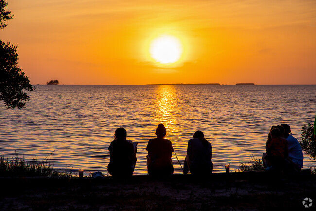 Palm Harbor offers a peaceful place to sit back & relax while enjoying the stunning views.
