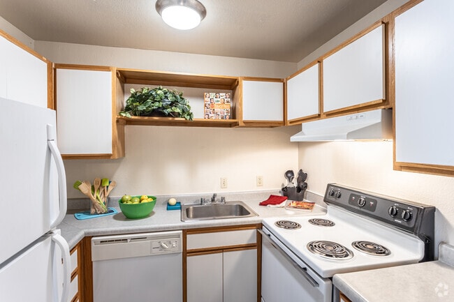 Village 1 / Hawk's Landing, Lawrence, KS 66046 - photo 2