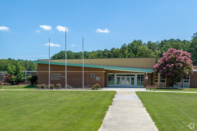 Tussing Elementary school resides next to historic Fort Clifton Park.