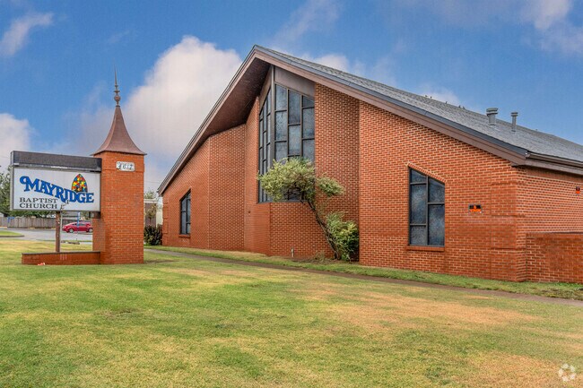 Residents in Mayridge can attend Mayridge Baptist Church.