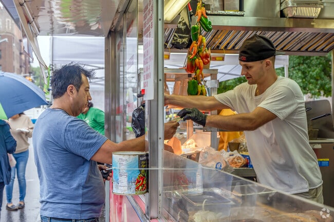 The Richmond Hill Block Association hosts the Annual Park Fair with rides, food and more.