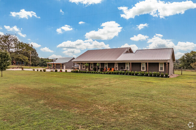 Newly constructed homes are scattered around Pearcy.