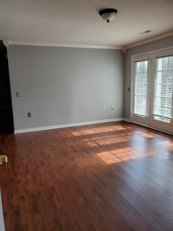 2624 Guyer St, High Point, NC 27265