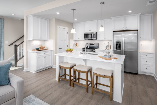 The Reserve at Woodbridge - Condos, Woodbridge, VA 22193 - photo 3