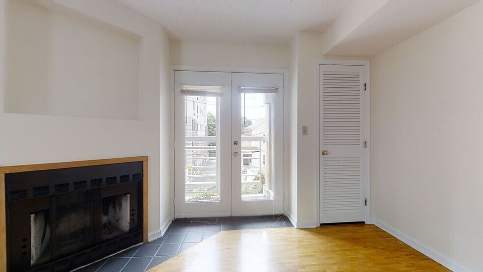 359 Green St unit A-106, Cambridge, MA 02139 - photo 1