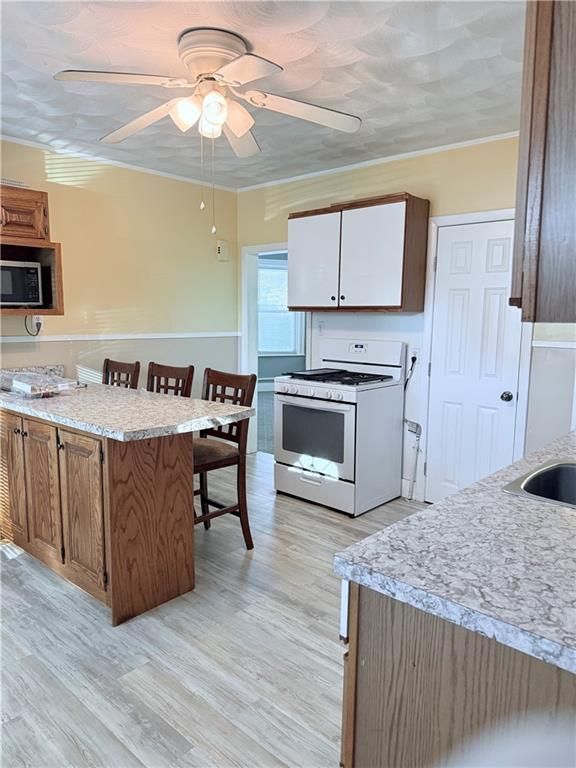 128 Vincent Ave, North Providence, RI 02904