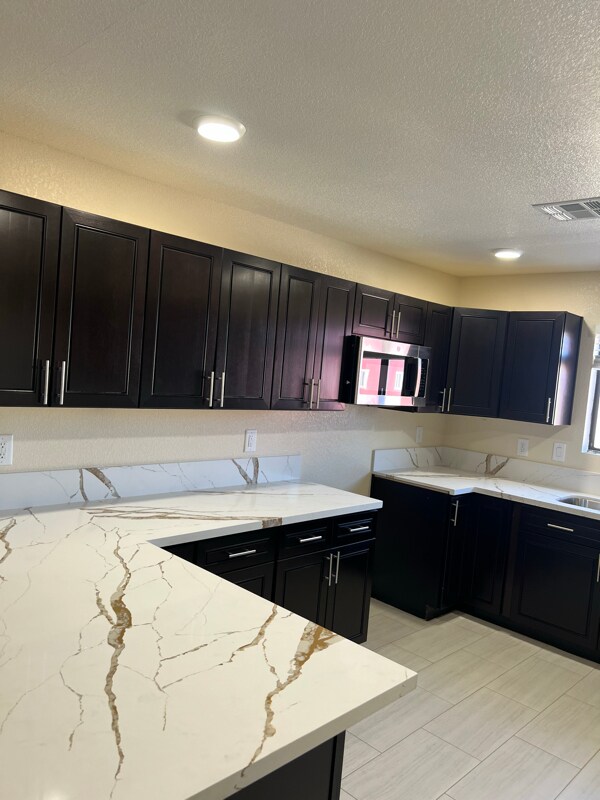 6936 Kepler Dr unit 3, Las Vegas, NV 89156 - photo 3