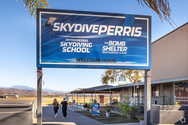 Skydive Perris offers skydiving and an indoor wind tunnel to simulate free falling.