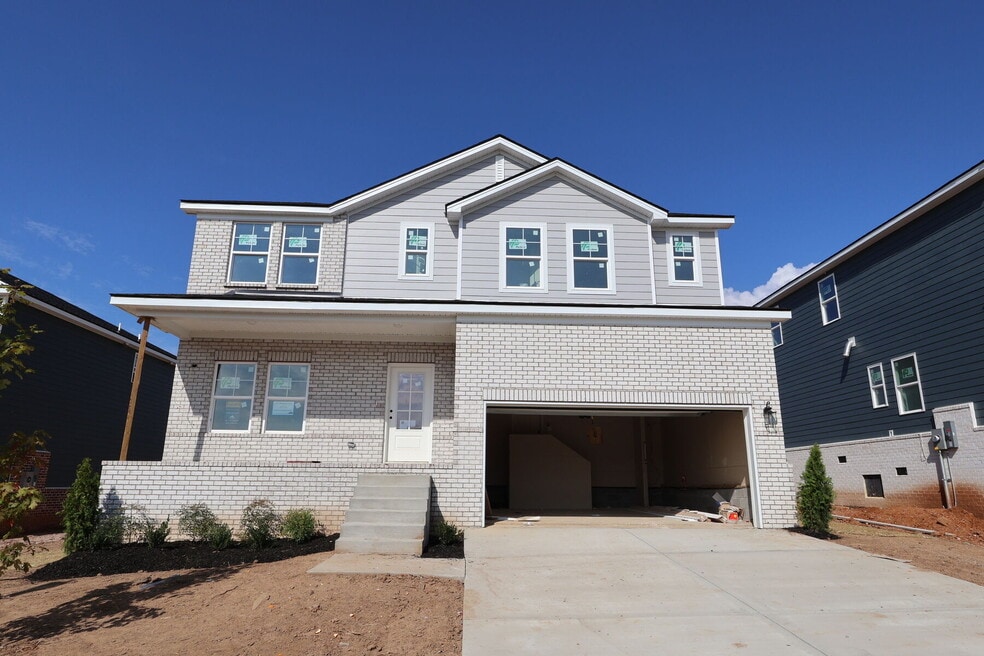 2942 Sharpstone Dr, Columbia, TN 38401 - photo 1