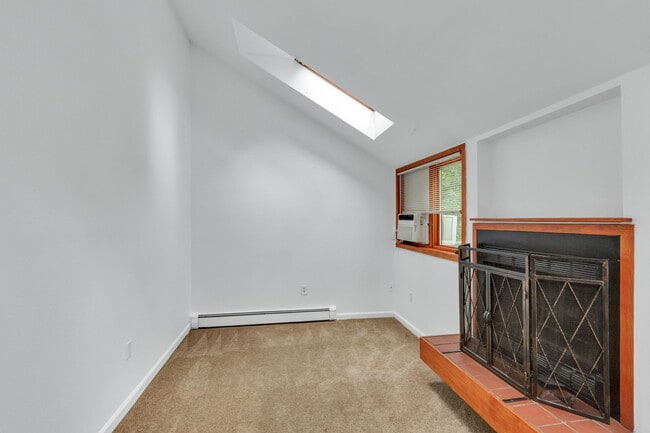 Canyon Crest Apartments, Boulder, CO 80302 - photo 7