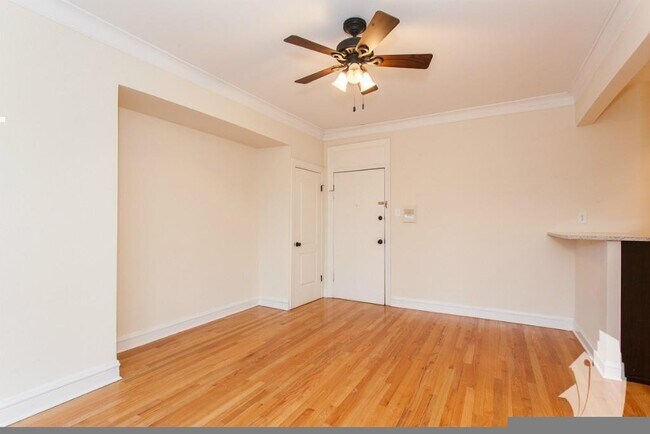 4614 N Paulina St unit 209, Chicago, IL 60640 - photo 2