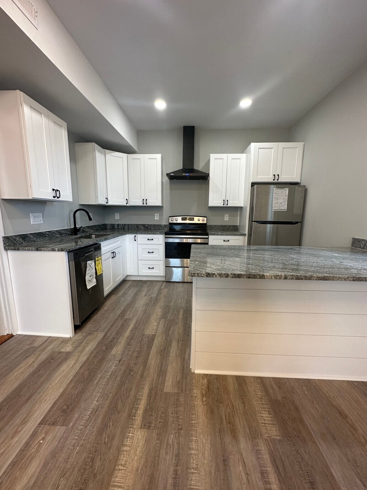 187 Neponset Ave unit 2, Dorchester, MA 02122 - photo 1