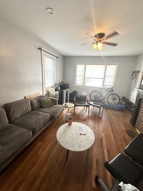 24 Roselin Ave Unit 1, Quincy, MA 02169