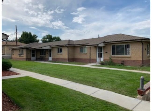 4603 Otis St unit 4603 Otis St unit A, Wheat Ridge, CO 80033 - photo 2